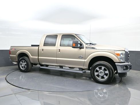 Used 2011 Ford F250 Lariat w/ FX4 Off Road Pkg image 17