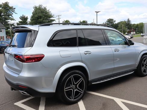 Used 2025 Mercedes-Benz GLS 450 4MATIC image 5