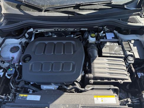 New 2026 Volkswagen Tiguan SE R-Line image 16