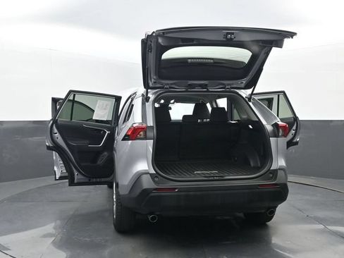 Used 2024 Toyota RAV4 LE FWD image 36