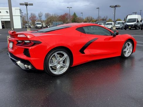 Used 2020 Chevrolet Corvette Stingray Coupe w/ Z51 Performance Package image 24