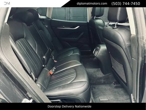 Used 2022 Maserati Levante GT AWD/4WD image 21