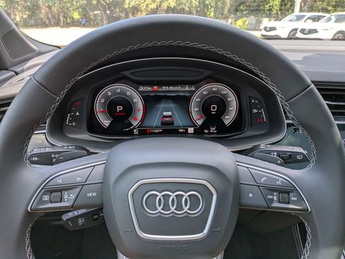 Used 2026 Audi Q7 3.0T Premium Plus AWD/4WD image 31
