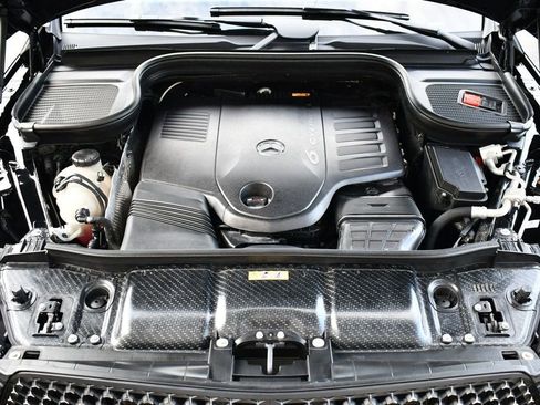 Used 2024 Mercedes-Benz GLE 450 4MATIC image 61