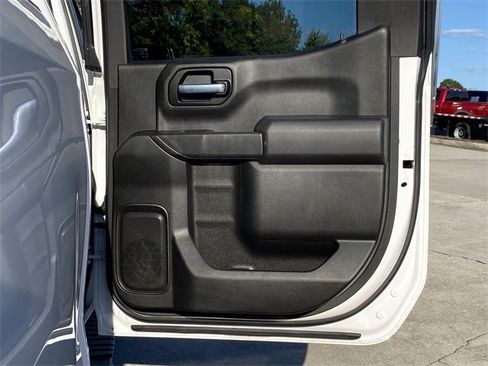 Used 2022 Chevrolet Silverado 1500 LT w/ Bed Protection Package image 29