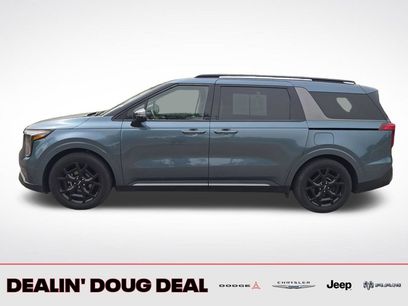 Used 2025 Kia Carnival SX