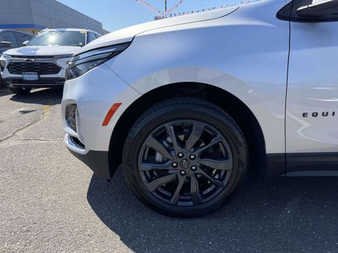 Used 2022 Chevrolet Equinox RS AWD/4WD image 7