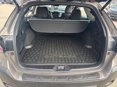 Used 2024 Subaru Outback Limited image 24