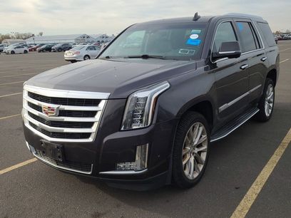 Used 2017 Cadillac Escalade Luxury