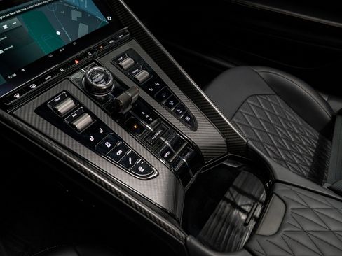 Used 2025 Aston Martin DB12 Convertible RWD image 29