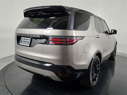 Used 2021 Land Rover Discovery S R-Dynamic image 6