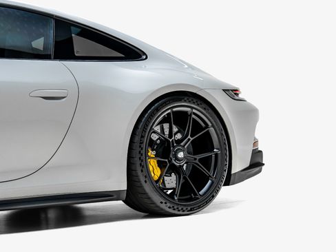 Used 2023 Porsche 911 GT3 RWD image 14