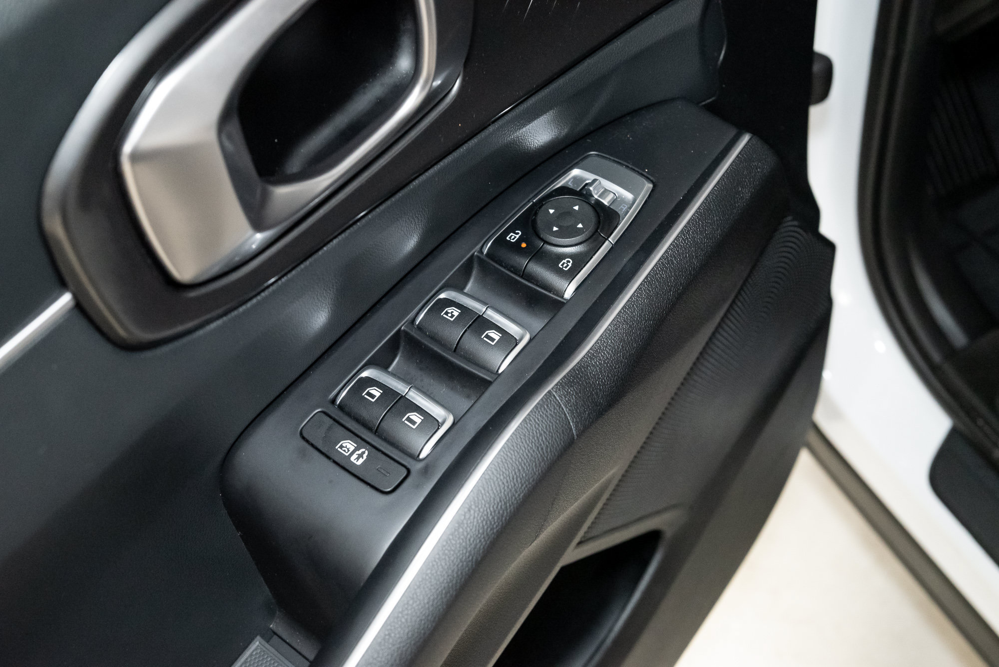 Certified 2026 Kia Sorento S AWD/4WD image 10