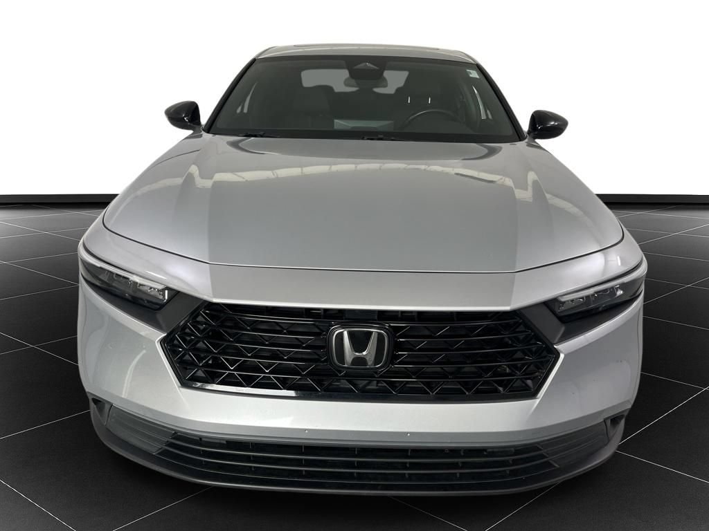 Used 2025 Honda Accord Sport image 8