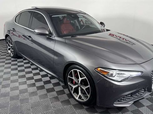 Used 2020 Alfa Romeo Giulia Ti w/ Active Blind Spot Package RWD image 9