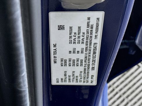 Used 2021 Tesla Model 3 Performance image 12
