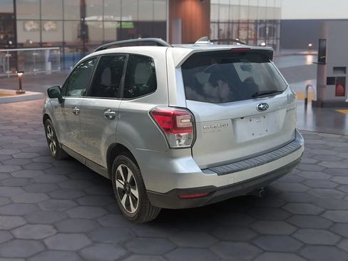 Used 2018 Subaru Forester 2.5i Limited AWD/4WD image 8