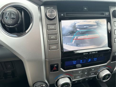 Used 2019 Toyota Tundra Platinum AWD/4WD image 10