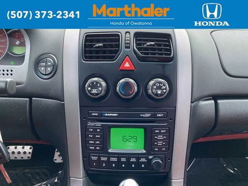 Used 2006 Pontiac GTO image 16