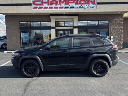 Used 2019 Jeep Cherokee Trailhawk
