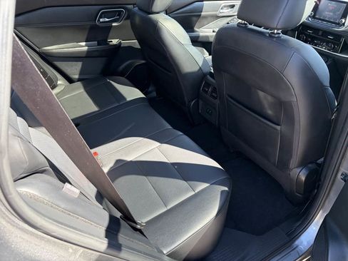 Used 2021 Nissan Rogue SV w/ Premium Package AWD/4WD image 22