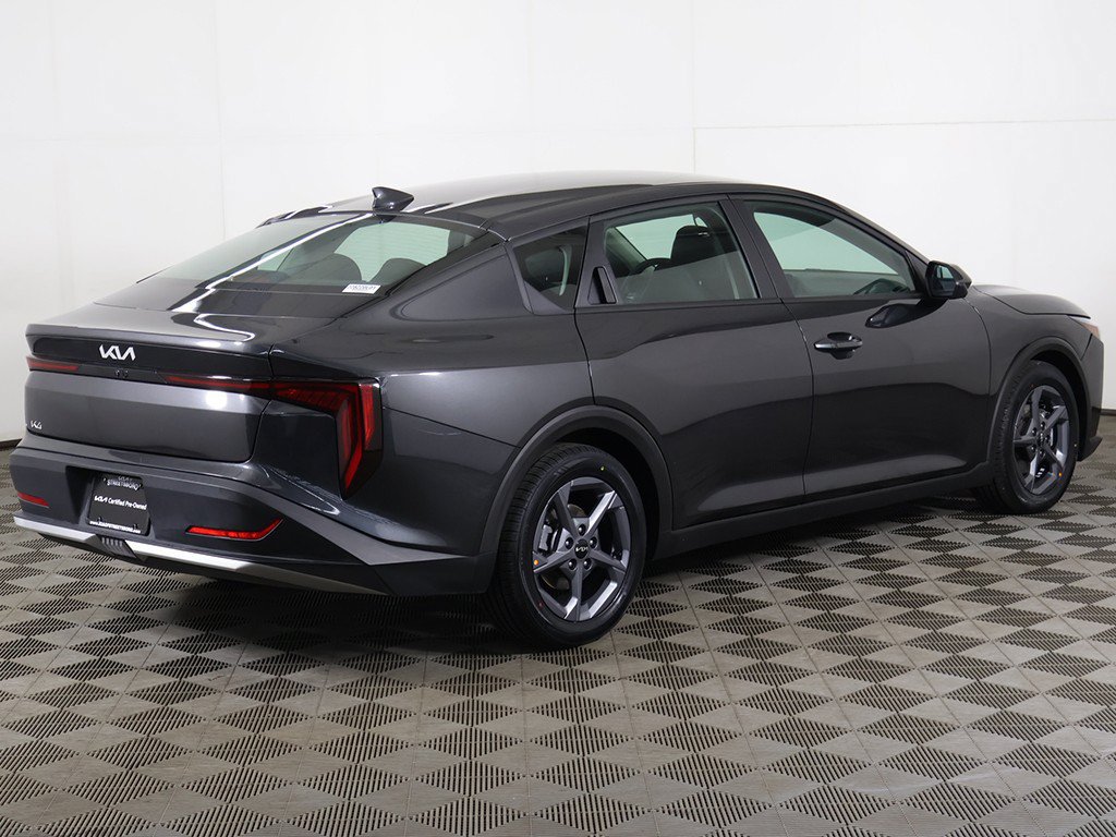 Certified 2025 Kia K4 FWD image 9