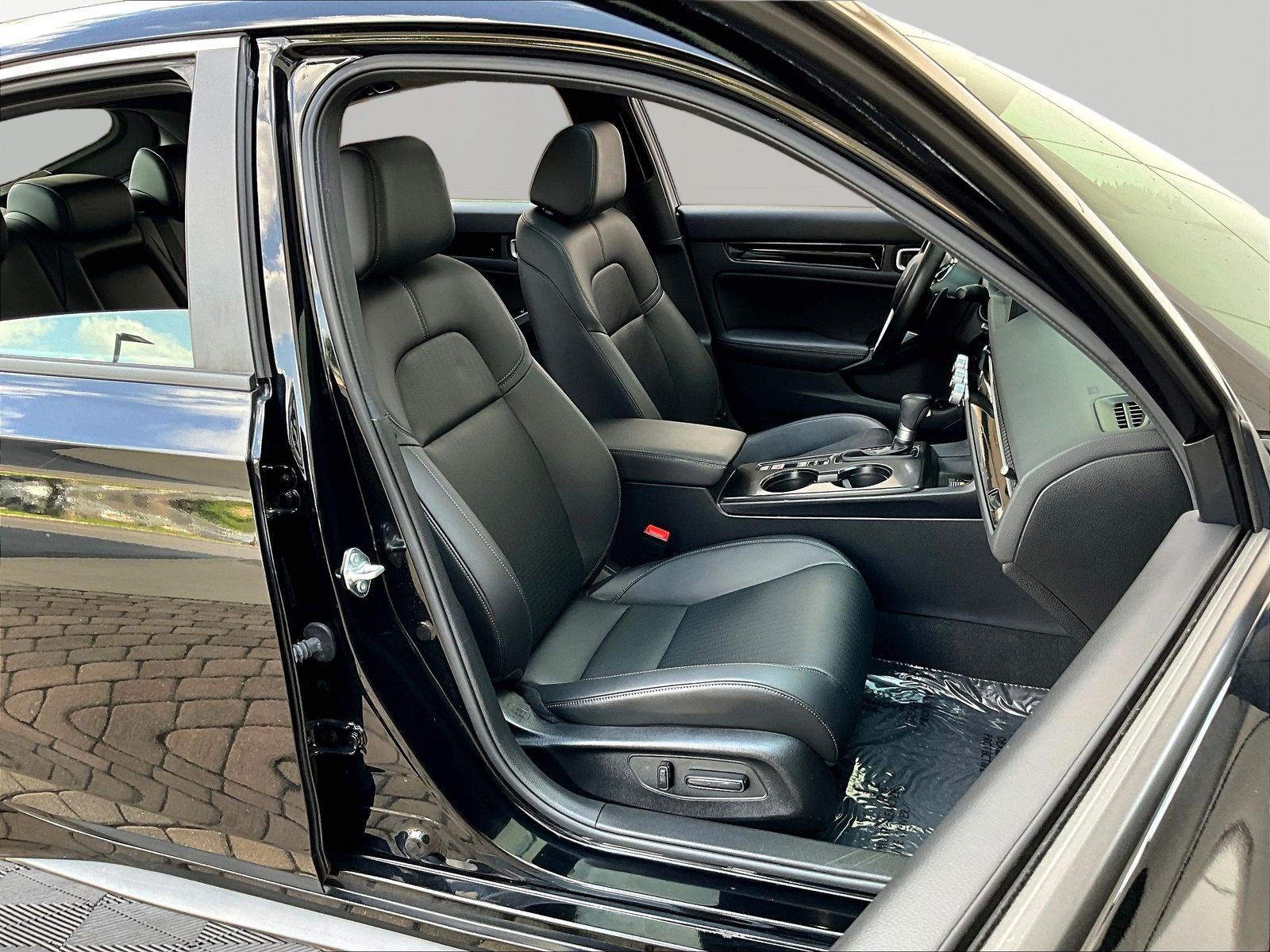Used 2024 Honda Civic Sport Touring image 29