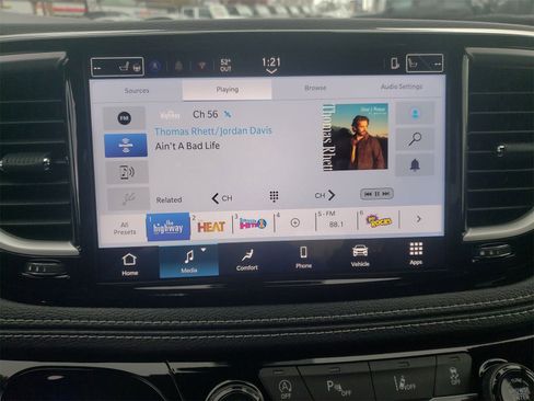 New 2026 Chrysler Pacifica Select image 7