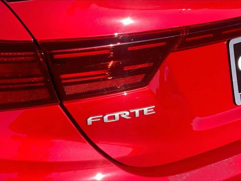 Used 2023 Kia Forte GT w/ GT2 Package FWD image 10