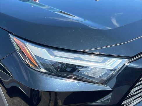 Certified 2023 Toyota RAV4 LE AWD/4WD image 10