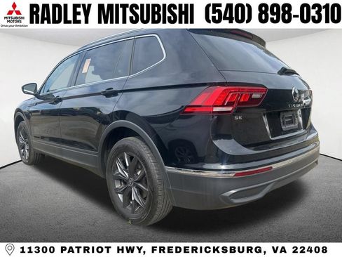 Used 2023 Volkswagen Tiguan SE w/ Panoramic Sunroof Package AWD/4WD image 8