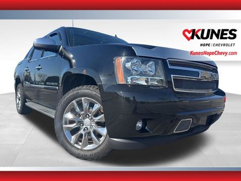 Used 2013 Chevrolet Avalanche LTZ AWD/4WD image 1