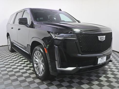 Used 2022 Cadillac Escalade ESV Premium Luxury w/ Performance Package AWD/4WD image 9