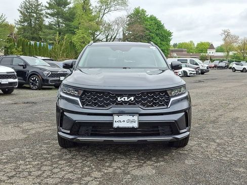 Certified 2023 Kia Sorento S FWD image 2