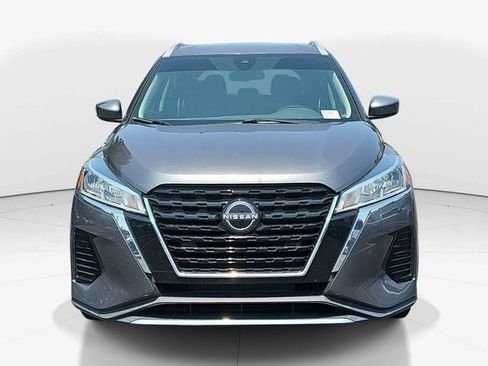 Used 2022 Nissan Kicks SV FWD image 8