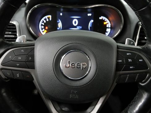 Used 2020 Jeep Grand Cherokee Limited X image 15