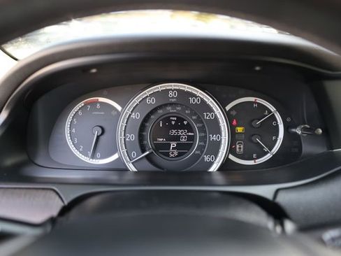 Used 2013 Honda Accord EX-L image 21