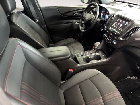 Used 2023 Chevrolet Equinox RS image 4