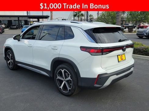 New 2026 Volkswagen Tiguan SE FWD image 5
