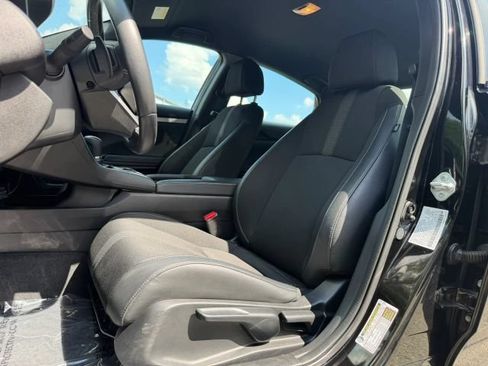 Used 2021 Honda Civic Sport image 11
