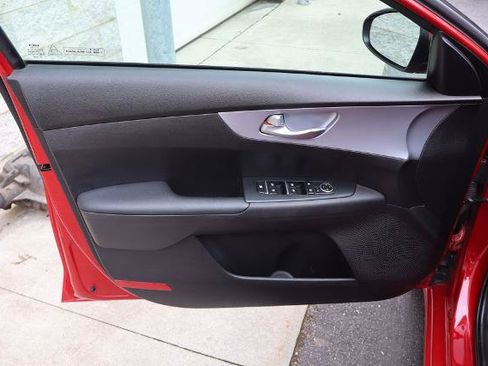 Used 2024 Kia Forte LXS FWD image 20
