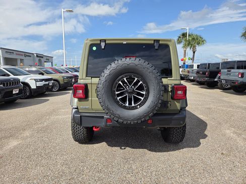 New 2026 Jeep Wrangler Unlimited Rubicon AWD/4WD image 6