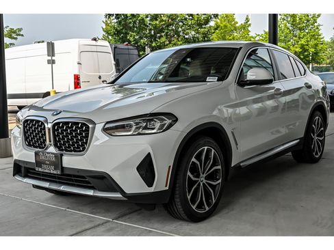 Used 2023 BMW X4 xDrive30i w/ Convenience Package AWD/4WD image 5
