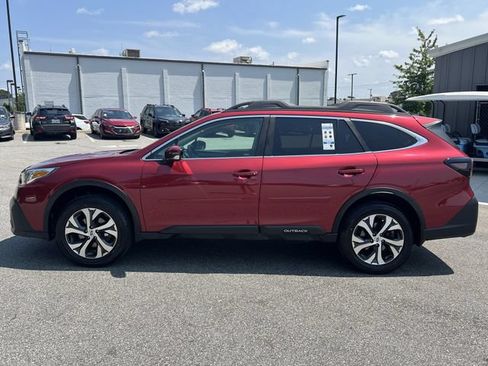 Certified 2022 Subaru Outback Limited AWD/4WD image 10