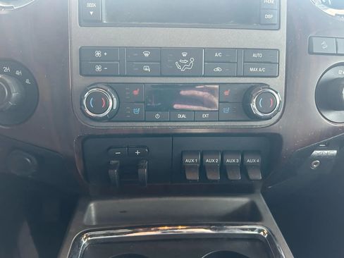 Used 2011 Ford F250 Lariat w/ Lariat Ultimate Pkg image 27