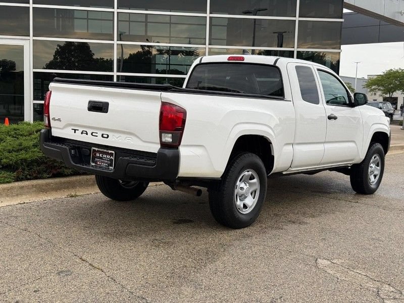 Used 2021 Toyota Tacoma SR AWD/4WD image 3