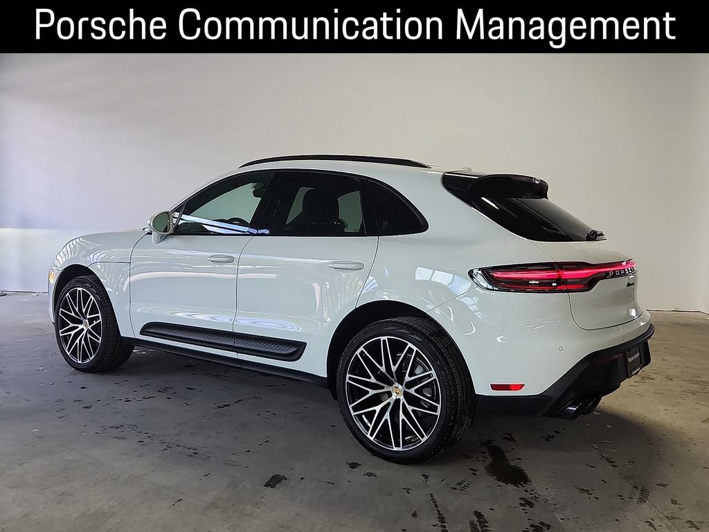 Used 2026 Porsche Macan AWD/4WD image 3