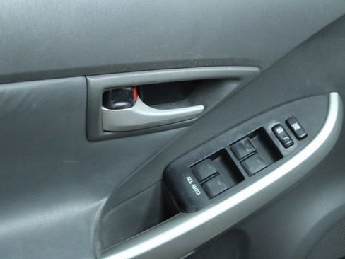 Used 2011 Toyota Prius Four w/ Solar Roof Pkg image 7