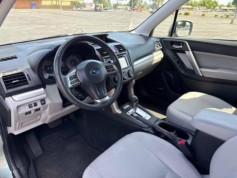 Used 2015 Subaru Forester 2.5i Limited AWD/4WD image 15