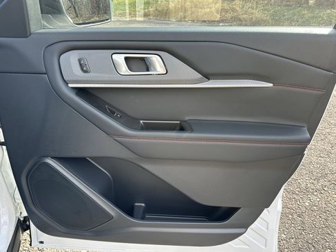 New 2026 Ford Explorer ST-Line w/ ST-Line Street Pack image 44